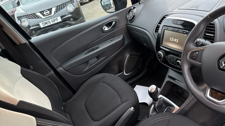 Renault Captur 1.5 dCi 90 Iconic 5dr Diesel Hatchback